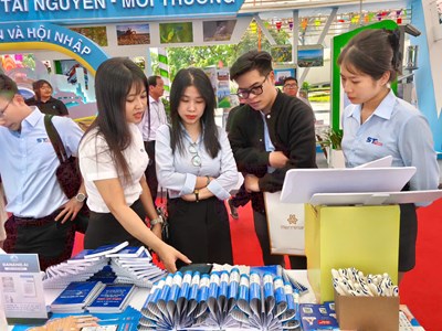 Khai mạc Triển lãm “Đà Nẵng - Phát triển và hội nhập”