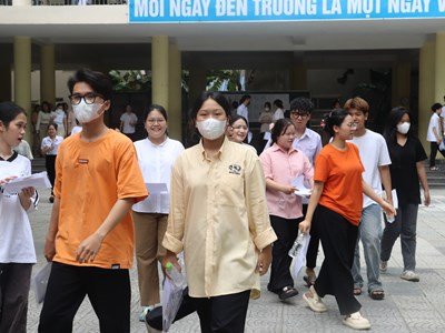 Kì thi tuyển sinh THPT năm học 2025 - 2026 có hơn 12.000 thí sinh đăng ký tuyển sinh vào lớp 10