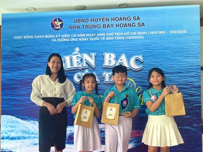 Bồi đắp lòng tự hào chủ quyền biển đảo cho học sinh