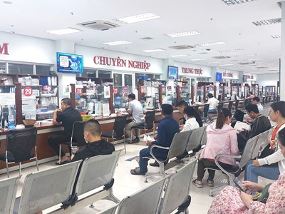 491 cán bộ, công chức, viên chức nghỉ hưu, nghỉ thôi việc theo diện sắp xếp bộ máy