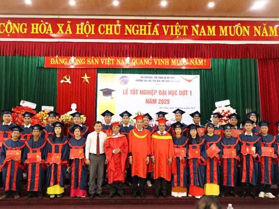 Trường Đại học Thể dục thể thao Đà Nẵng tổ chức Lễ tốt nghiệp đợt I cho gần 200 sinh viên 