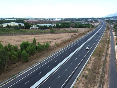 Cao tốc kết nối TP.HCM - Vũng Tàu khai thác, mở vận hội mới cho phố biển