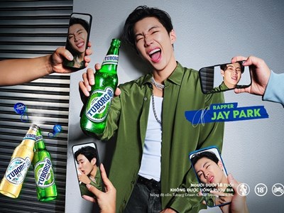 “Sao phải theo chuẩn?”: Chủ đề gây sốt Threads và cú bắt tay Tuborg - Jay Park