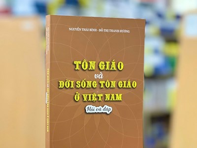 Xuất bản cẩm nang về tôn giáo và đời sống tôn giáo ở Việt Nam