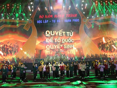 Cảm xúc dâng trào và tự hào 