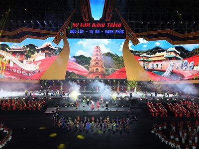 Concert quốc gia - nơi gắn kết gia đình trong niềm tự hào dân tộc