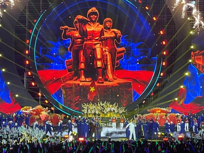 “Tôi là người thợ lò”: Bản hùng ca bất diệt của vùng than Quảng Ninh