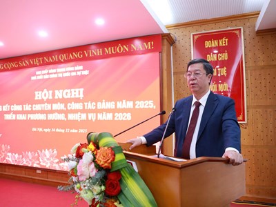 Mỗi trang sách là một “hàng rào tư tưởng”, mỗi công trình là một “pháo đài lý luận”