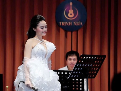 Diệu Thuý:  Khi “họa mi” thính phòng cất cánh cùng ballad