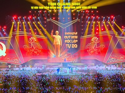 Từ ánh sáng của Đảng đến khát vọng bay cao của Quảng Ninh