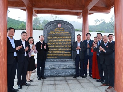 Khánh thành Nhà bia lưu niệm Nhà xuất bản Chính trị quốc gia Sự thật tại xã Bình Thành, tỉnh Thái Nguyên