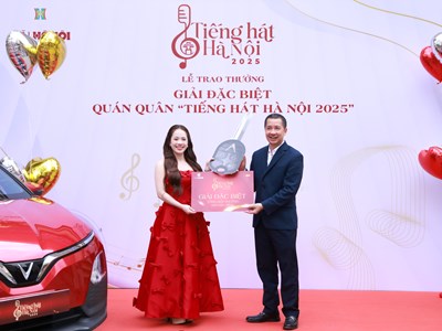 Trao giải đặc biệt 600 triệu đồng cho Quán quân “Tiếng hát Hà Nội 2025”