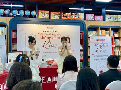 Không tiền, không điểm tựa, tiếng Anh hạn chế và hành trình của Huỳnh Tú Uyên nơi xứ người