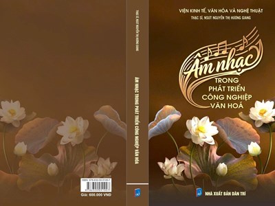 Thượng tá, NSƯT Hương Giang ra mắt công trình âm nhạc đặc biệt chào mừng 30.4