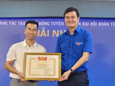 Trao giải Cuộc thi Sáng tác tranh cổ động, tuyên truyền Đại hội Đoàn toàn quốc lần thứ XIII