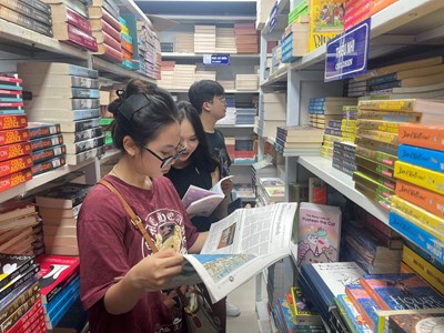 Khai mạc “Trưng bày, giới thiệu, quảng bá sách và văn hóa Trung Quốc – ASEAN” tại Hà Nội