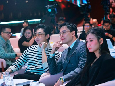 Soobin, Binz sẽ biểu diễn cùng hai nghệ sĩ quốc tế từng giành giải Grammy 