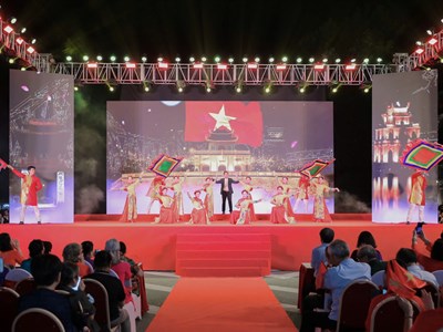 “Hà Nội - Khúc hát tự hào”: Từ mùa thu lịch sử đến khát vọng tương lai