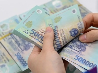 Vì sao giữ trần thuế TNCN?