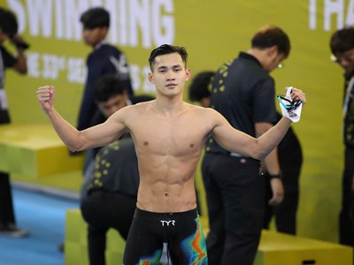 “Hoàng tử ếch” Phạm Thanh Bảo hoàn thành cú đúp HCV