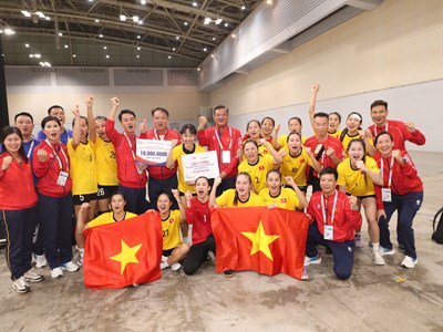 Bóng ném nữ xuất sắc mang về tấm HCV thứ 56 cho Đoàn Thể thao Việt Nam