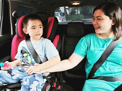 Quy định mới về ghế trẻ em và camera trên ô tô