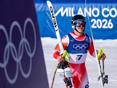 Chàng thợ mộc gây sốc khi giành ba HCV ngay trong kì Olympic đầu tiên tham dự