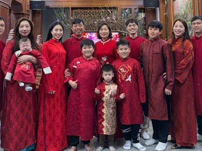 Các cầu thủ Việt ấm áp bên gia đình dịp Tết Bính Ngọ 2026