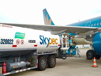 Bộ Xây dựng đề xuất loạt giải pháp hỗ trợ vận tải trước biến động giá nhiên liệu