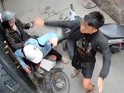 Xác minh vụ nam thanh niên chặn xe hành hung hai người phụ nữ tại Định Công