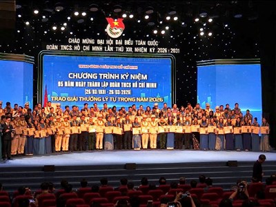 Trung ương Đoàn đón nhận Huân chương Lao động hạng Nhất và vinh danh 100 cán bộ Đoàn xuất sắc