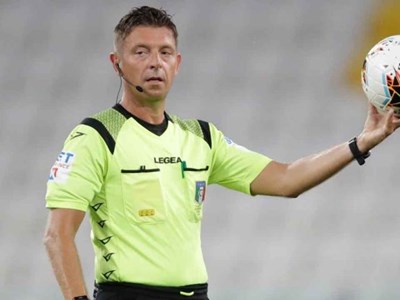 Bóng đá Italia chìm trong vòng xoáy bê bối trọng tài
