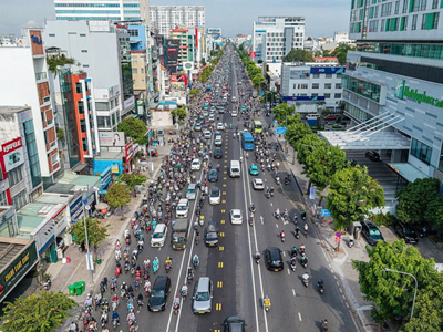 TP.HCM phân làn đảo chiều trên đường Cộng Hòa