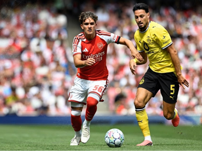 Thắng Arsenal, Dortmund vô địch Emirates Cup 2026