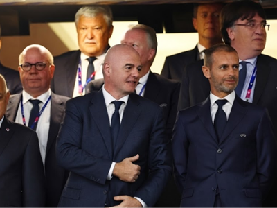 AFC, UEFA và CONCACAF liên minh, gây sức ép buộc Chủ tịch FIFA từ chức