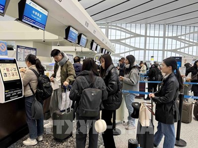 Trung Quốc lập vùng cấm bay ở Bắc Kinh và siết chặt quy định xuất nhập cảnh