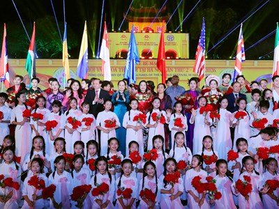 Bế mạc Lễ hội Văn hóa thế giới tại Hà Nội lần thứ hai