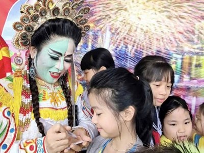 Nghệ thuật truyền thống được chào đón trong học đường