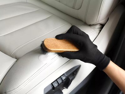 Dọn nội thất ô tô tại nhà - Những nguyên tắc không thể bỏ qua dịp cận Tết