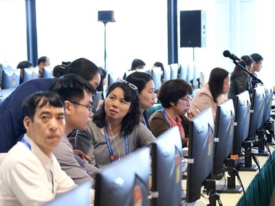 Truyền thông quốc tế đưa tin đậm nét về ngày làm việc đầu tiên