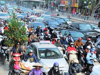 Ùn tắc cửa ngõ ngày Tết: Bài toán cũ, lời giải mới?