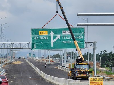 Hơn 170 km cao tốc Bắc - Nam khai thác trước Tết