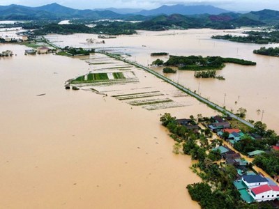 Bộ Xây dựng yêu cầu chủ động ứng phó mưa lũ, bảo đảm giao thông thông suốt