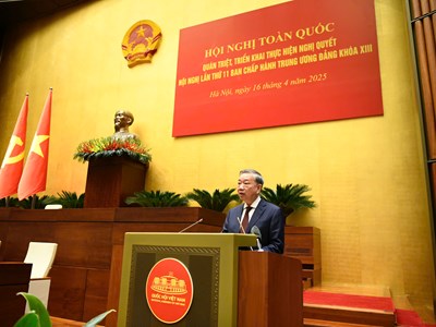 Xác định quyết tâm chính trị cao nhất trong lãnh đạo, chỉ đạo thực hiện Nghị quyết Hội nghị Trung ương 11 khóa XIII