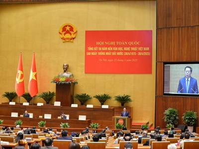 Khát vọng đưa nền văn học, nghệ thuật nước nhà bước vào kỷ nguyên mới