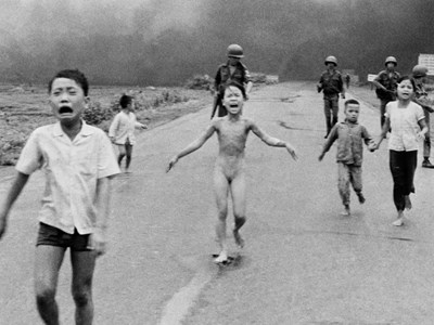 Luật sư và hãng AP sẽ bảo vệ quyền lợi tác giả bức ảnh "Em bé Napalm"
