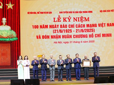 Lễ kỷ niệm trọng thể 100 năm Ngày Báo chí cách mạng Việt Nam 