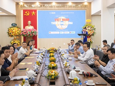 Phát động cuộc thi ảnh báo chí “Việt Nam trên hành trình đổi mới”