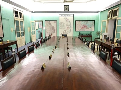 Khám phá Nhà và hầm D67, Kỳ đài - Cột cờ Hà Nội