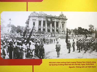 Hơn 200 tư liệu, hình ảnh kể chuyện Mùa thu Độc lập